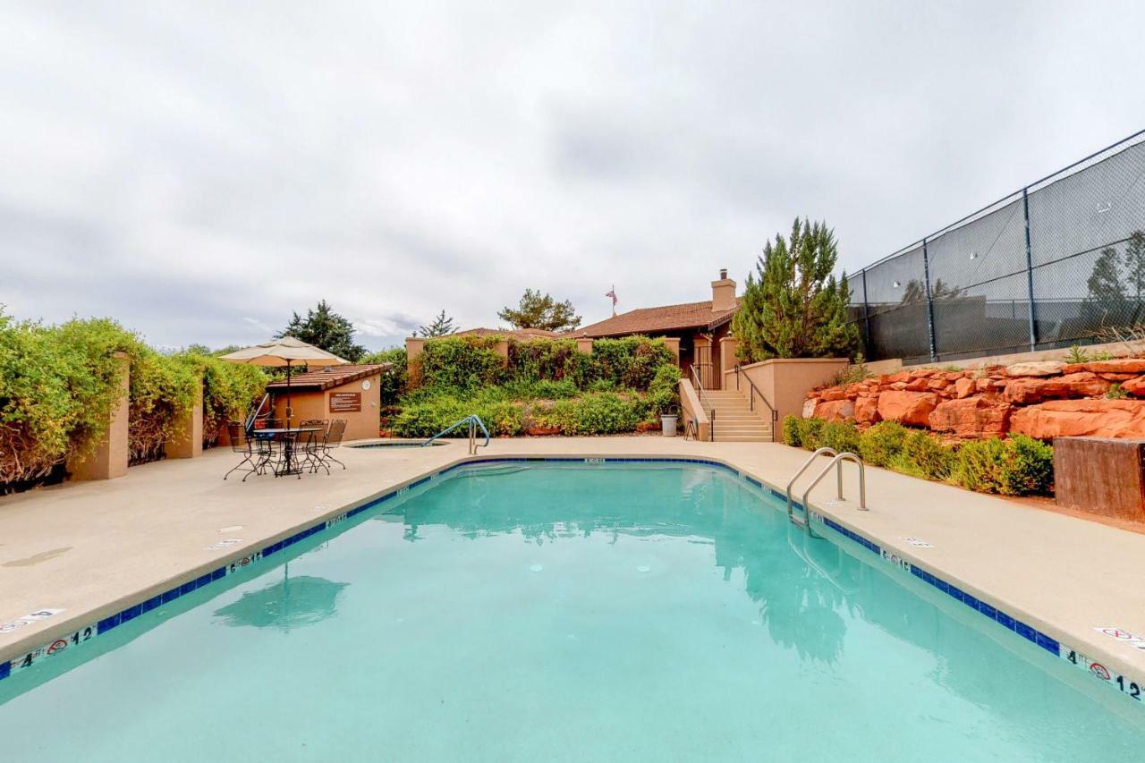 2 Bed 2 Bath Vacation In